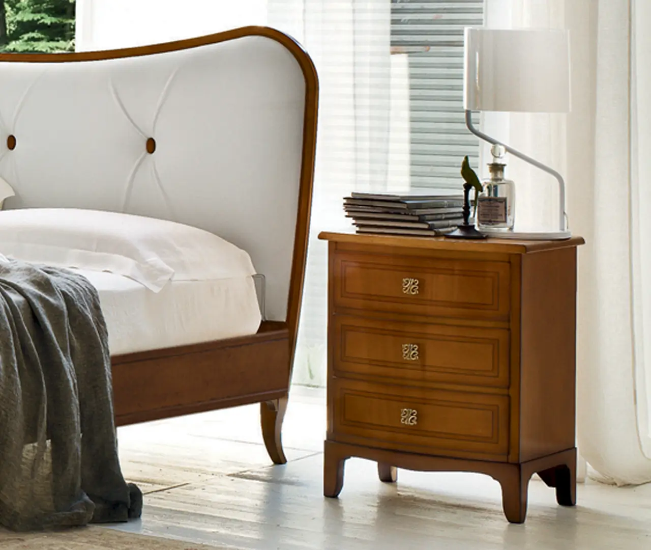 Cometa bedside table Cometa bedside table