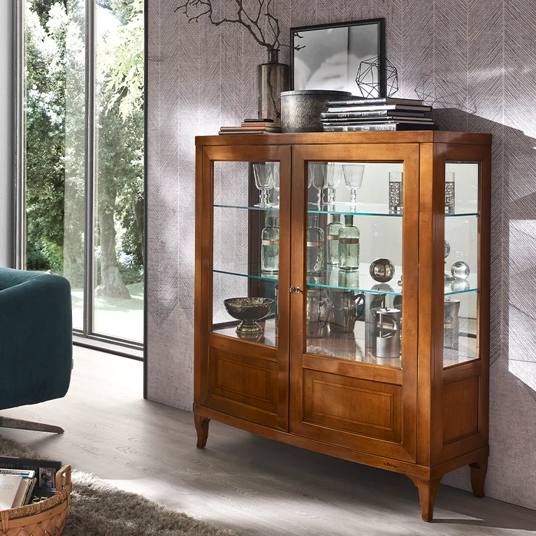 Lira silversmith cabinet Lira silversmith cabinet