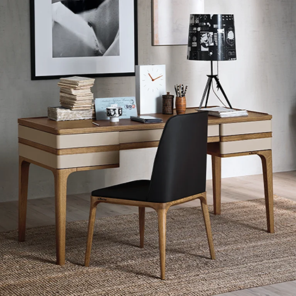 Yoga writing desk Yoga writing desk